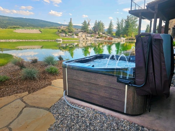 Hot Tub Accessories - Artesian Spas Hot Tub With Cover Lifter